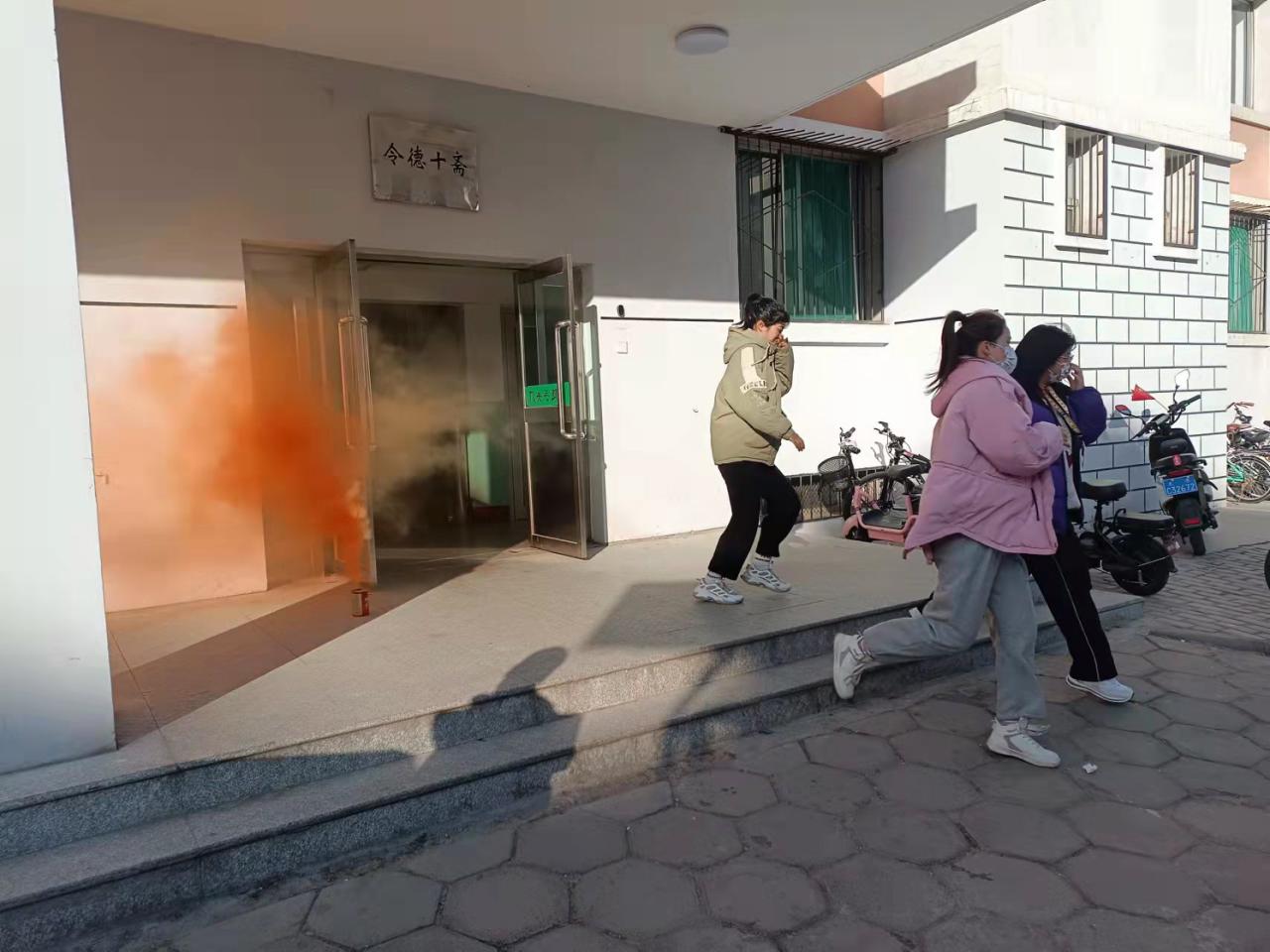 dd951c015bb24064adaf52aa64926c6c.jpg dd951c015bb24064adaf52aa64926c6c.jpg